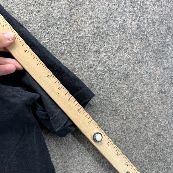 Nike Shirt Mens Large Black Red Crewneck Big Swoosh Logo Regular Fit Cotton - Picture 3 of 10